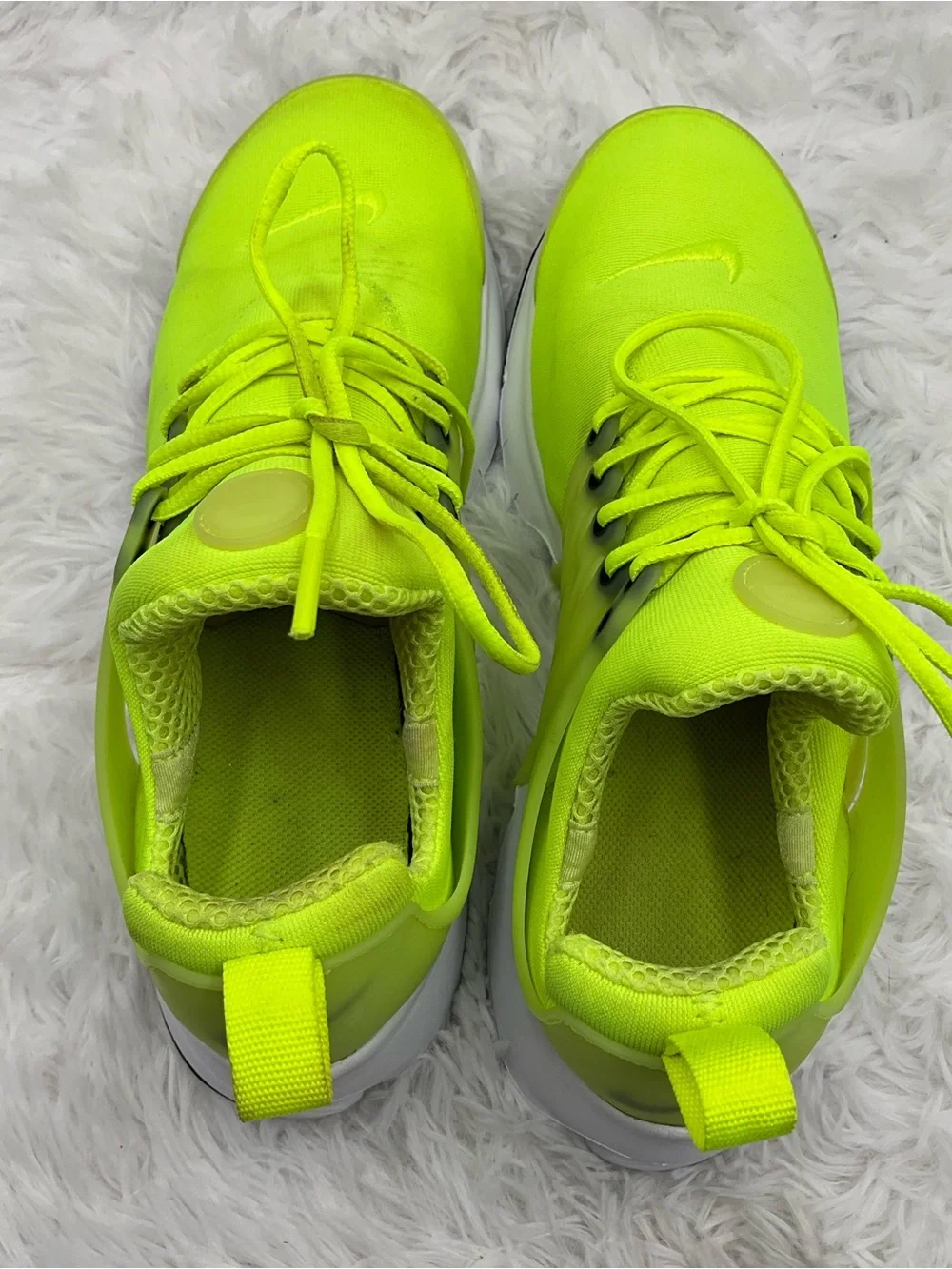 Nike Air Presto Volt Size Women’s 8.5 / Men’s US 7Y Neon Yellow Running Shoes